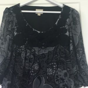 Umpire waist blouse.